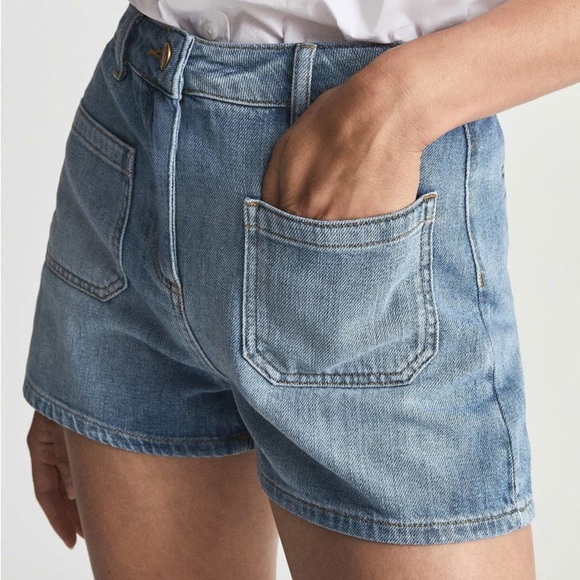Reiss Lois Mid Rise Denim Shorts Front Pocket Light Wash Jean Women’s Size 10 - Picture 1 of 6